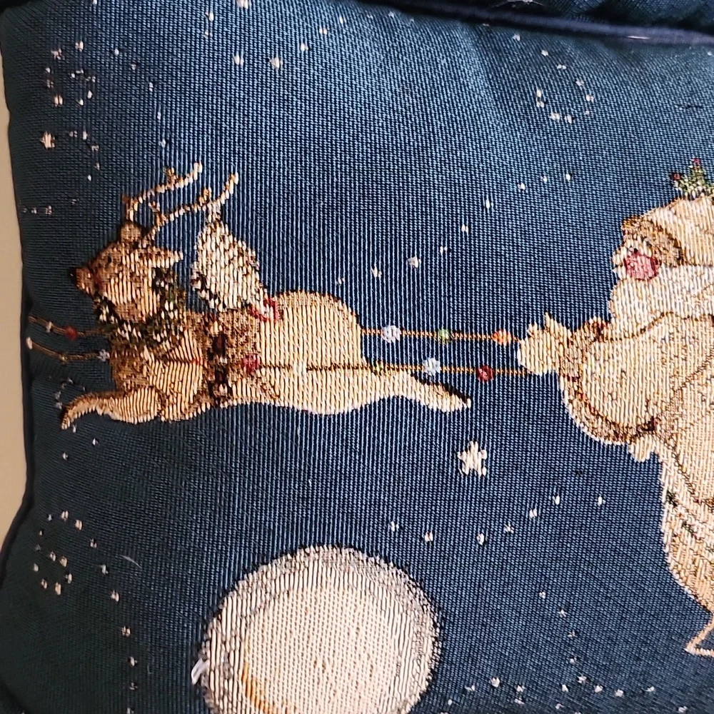 Festive Santa Drives Reindeer Sleigh Cushion Pillow Set Sandi Gore Evans Vintage
